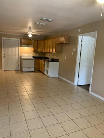 7611 County Road 2193